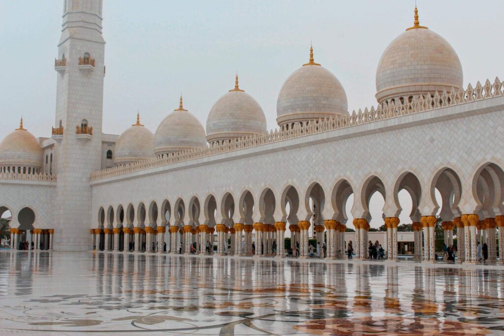 colonne moschea abu dhabi